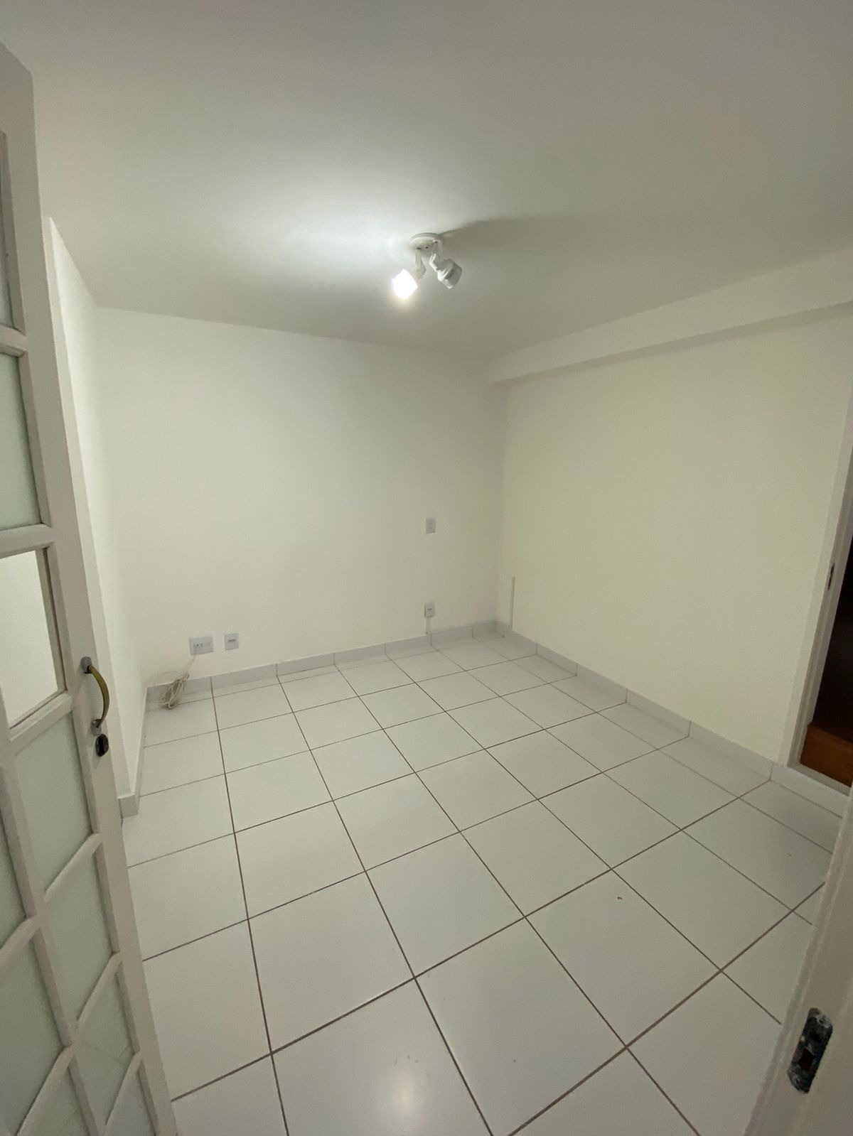 Apartamento à venda com 2 quartos, 100m² - Foto 5