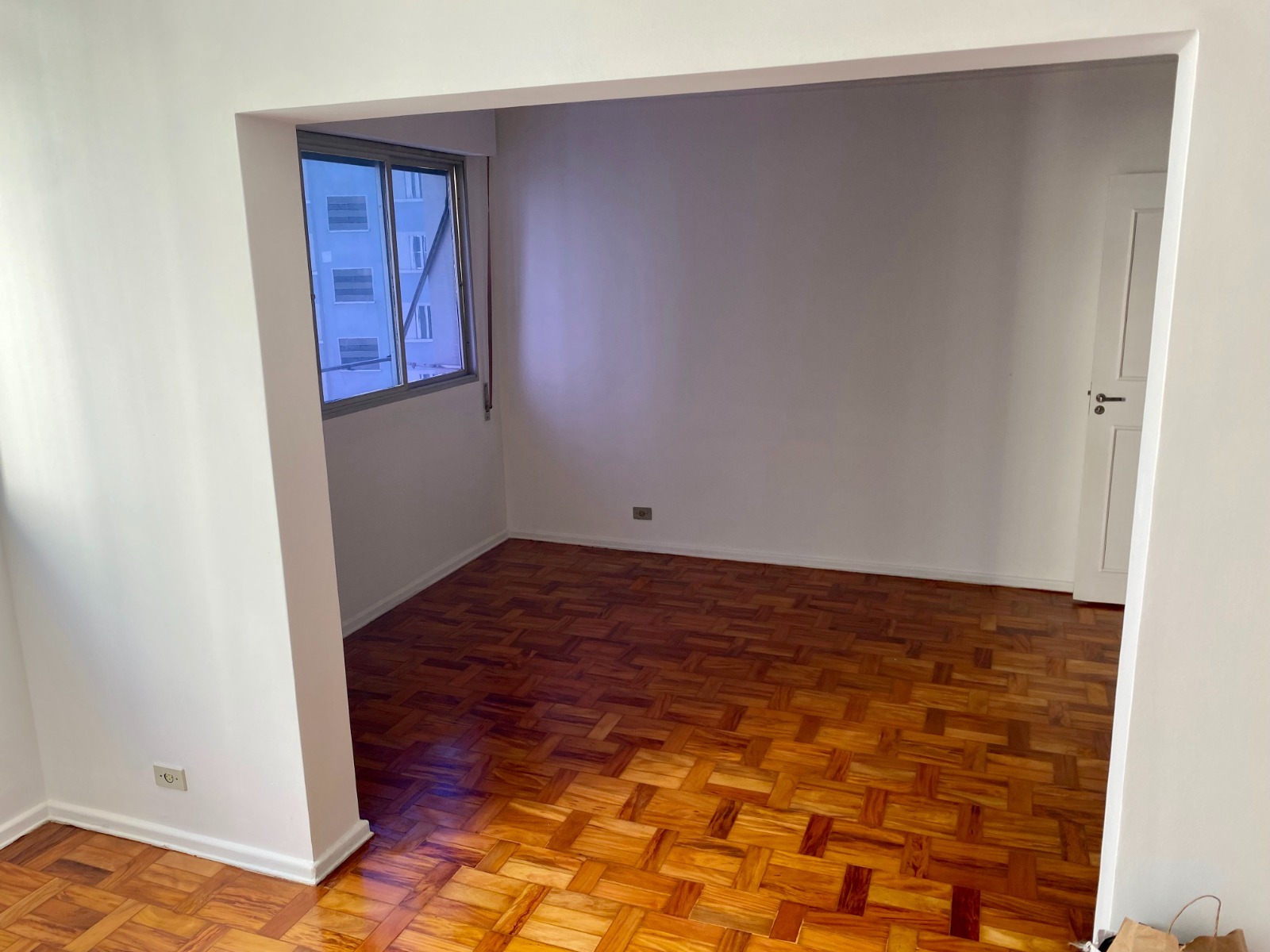 Apartamento à venda com 1 quarto, 87m² - Foto 14