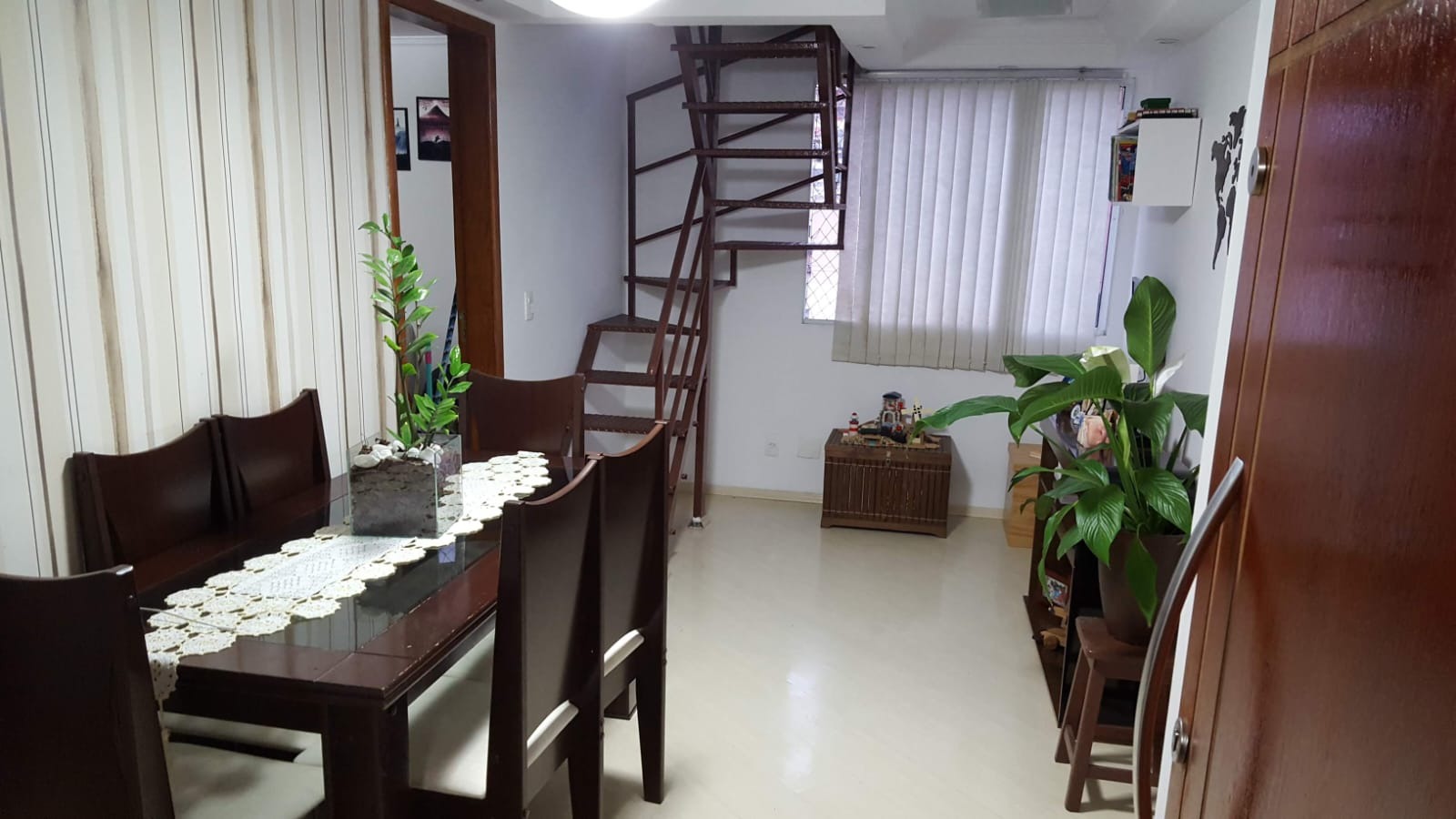 Apartamento à venda com 3 quartos, 96m² - Foto 9