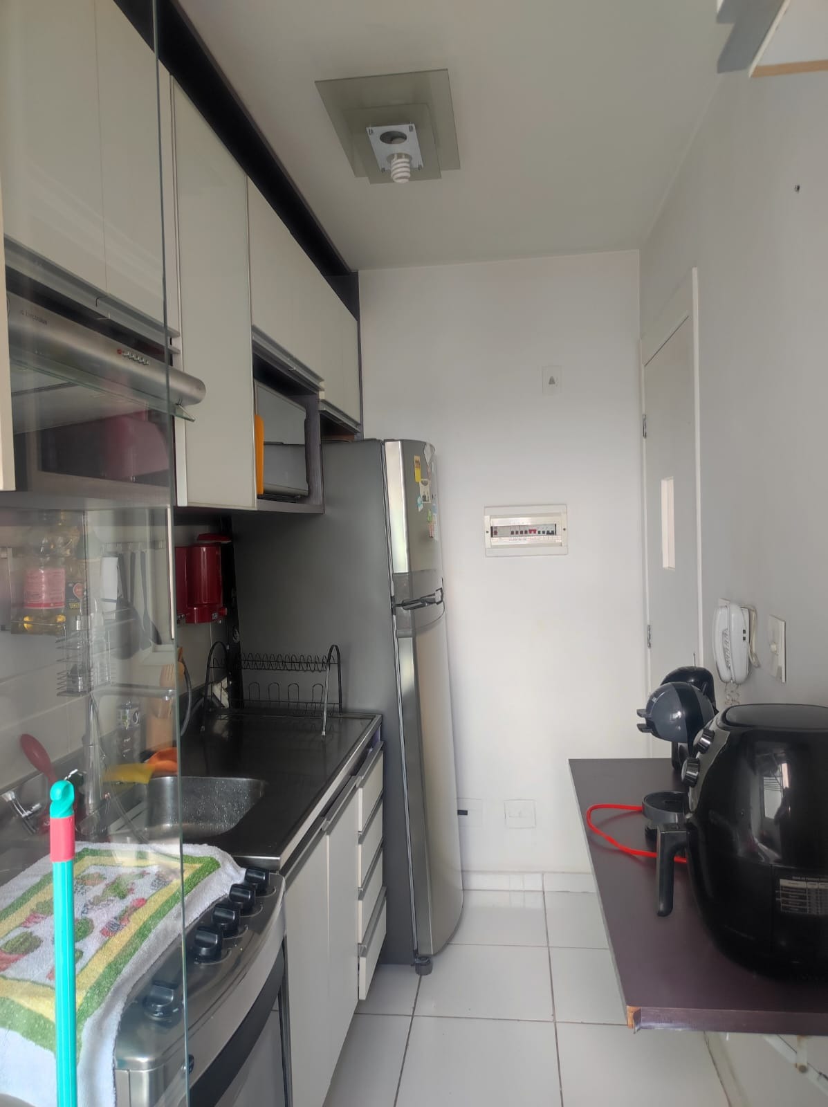 Apartamento à venda com 2 quartos, 44m² - Foto 2