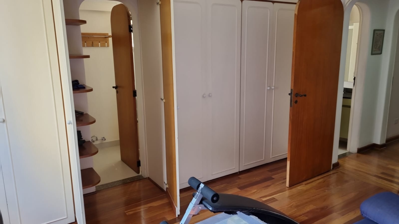 Apartamento à venda com 3 quartos, 195m² - Foto 10