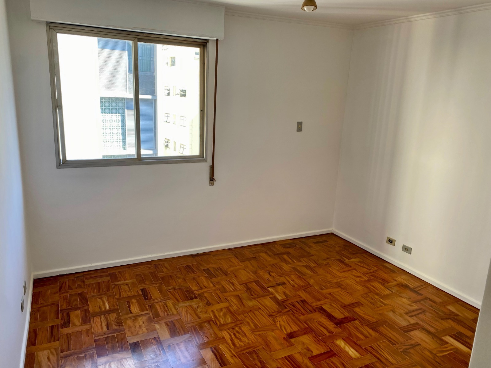 Apartamento à venda com 1 quarto, 87m² - Foto 2