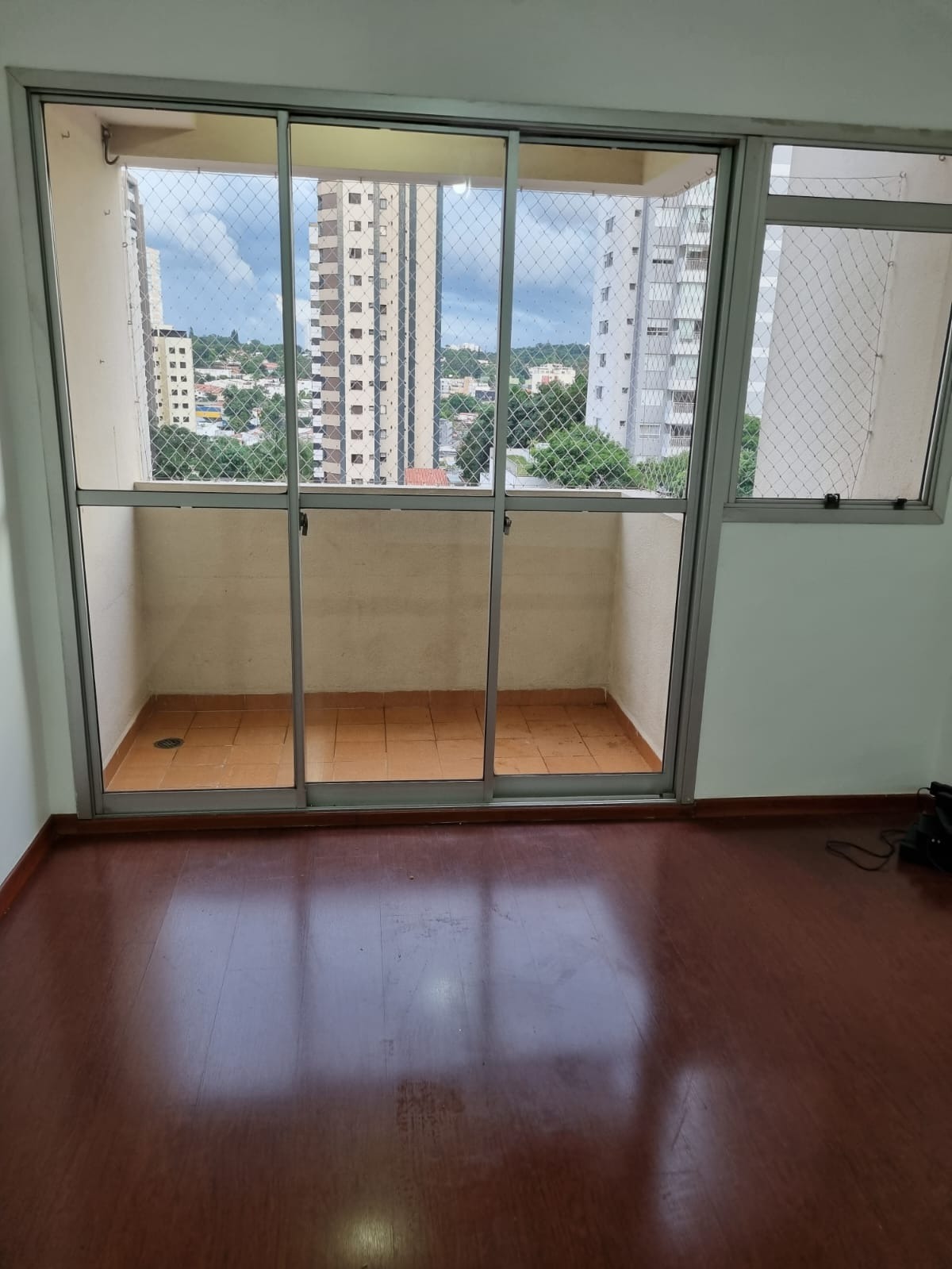 Apartamento à venda com 2 quartos, 70m² - Foto 9