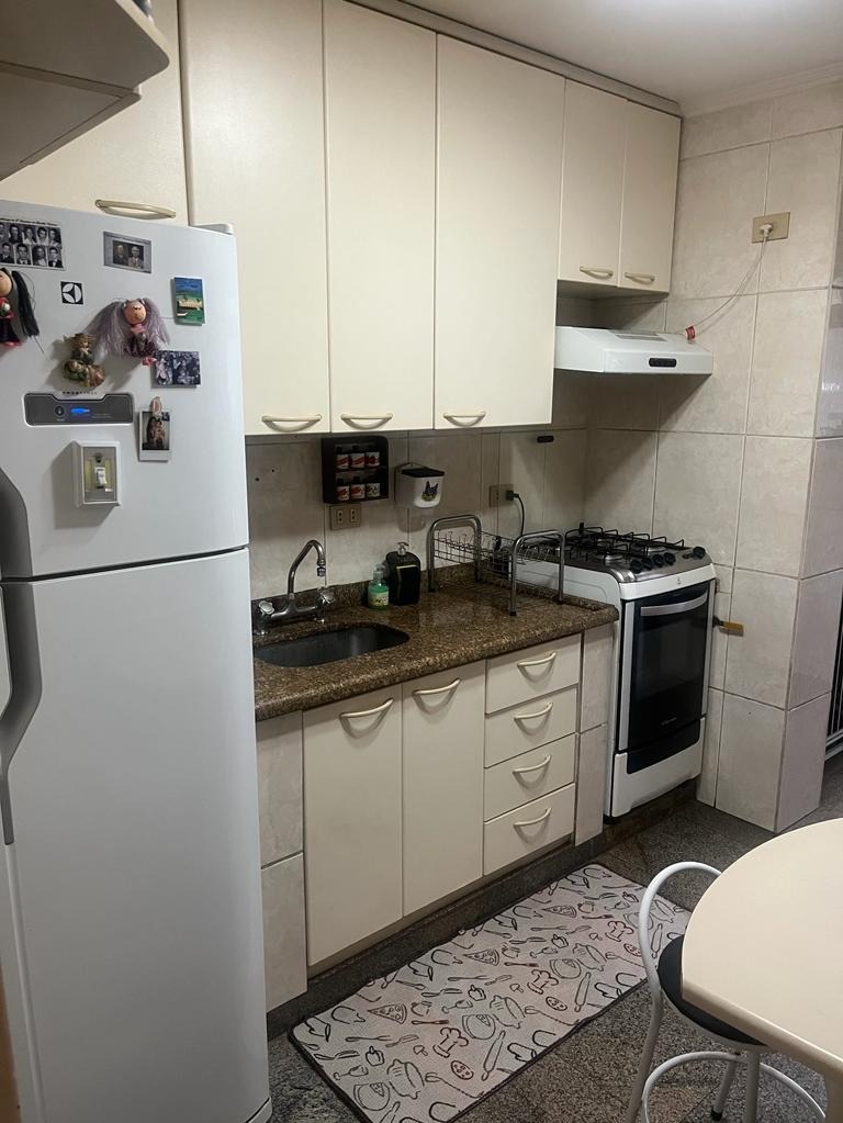 Apartamento à venda com 3 quartos, 89m² - Foto 2