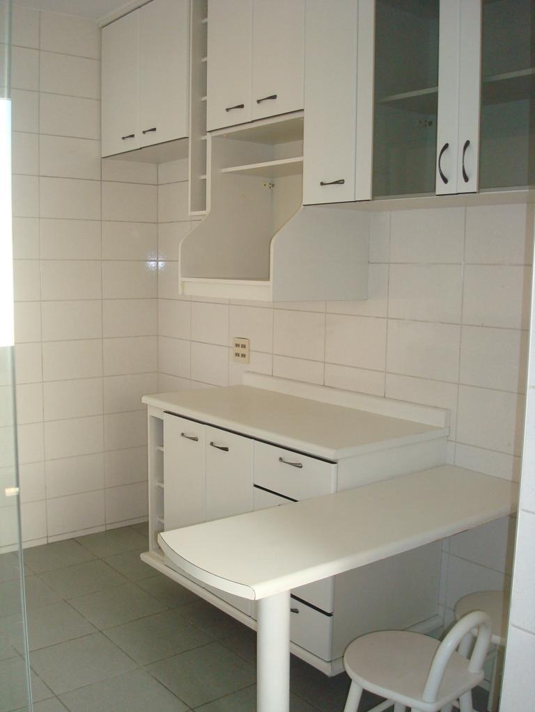 Apartamento à venda com 3 quartos, 75m² - Foto 5