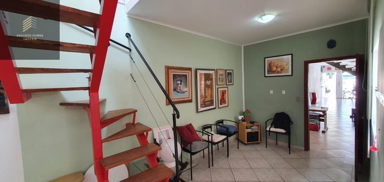 Casa à venda com 3 quartos, 173m² - Foto 3