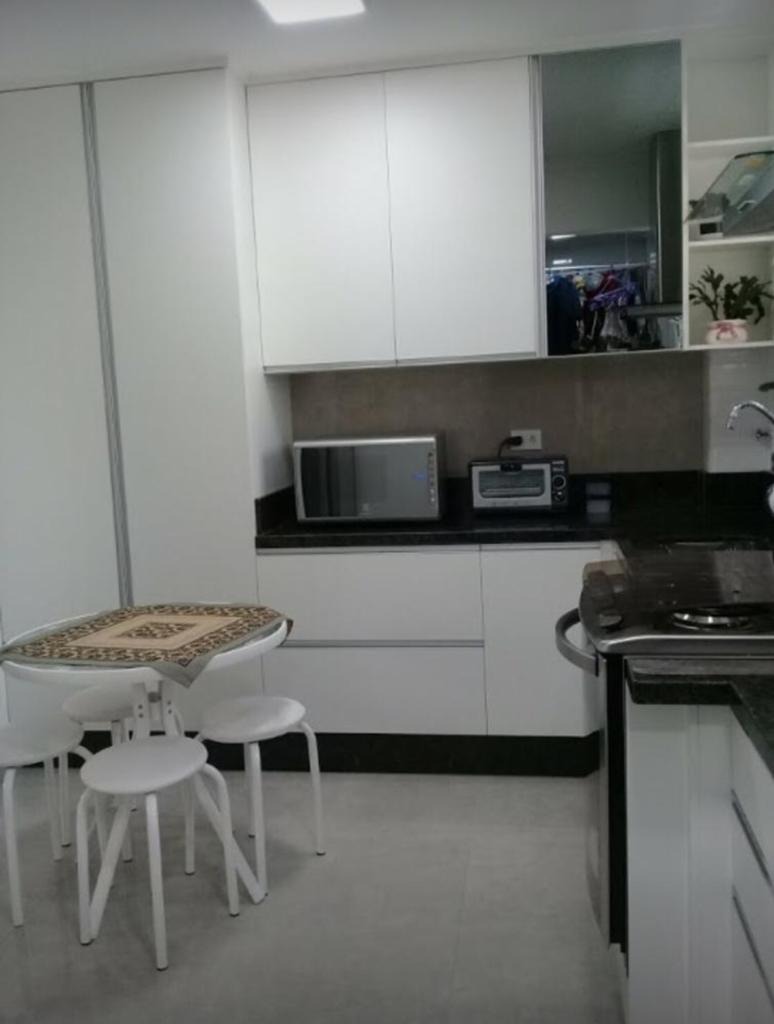 Apartamento à venda com 2 quartos, 72m² - Foto 7