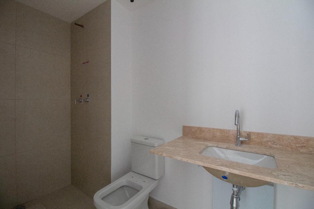 Apartamento à venda com 2 quartos, 66m² - Foto 5