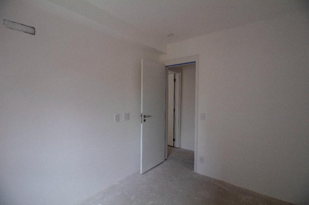 Apartamento à venda com 2 quartos, 66m² - Foto 7