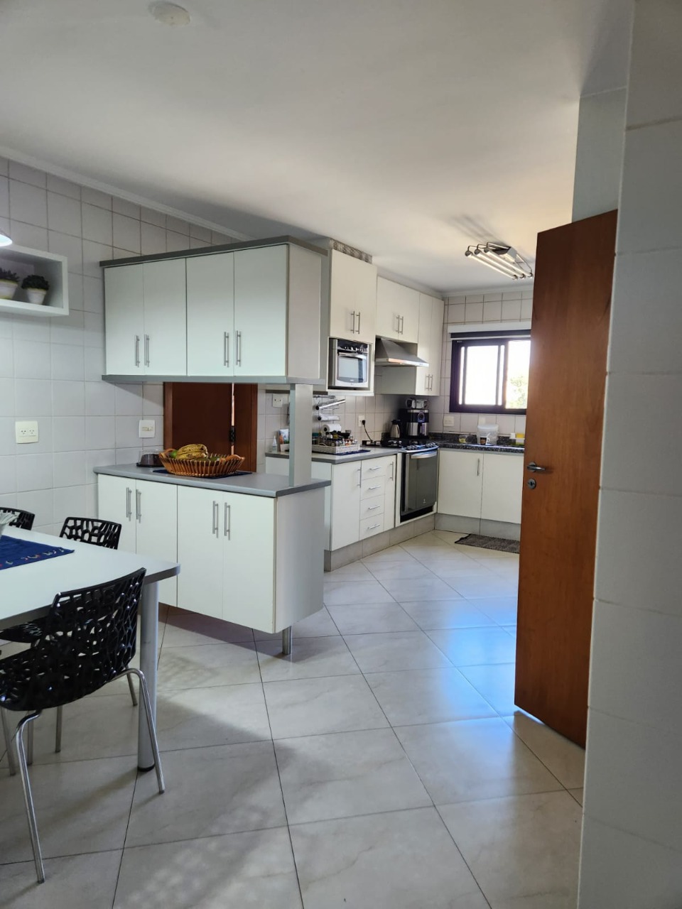 Apartamento à venda com 3 quartos, 246m² - Foto 22