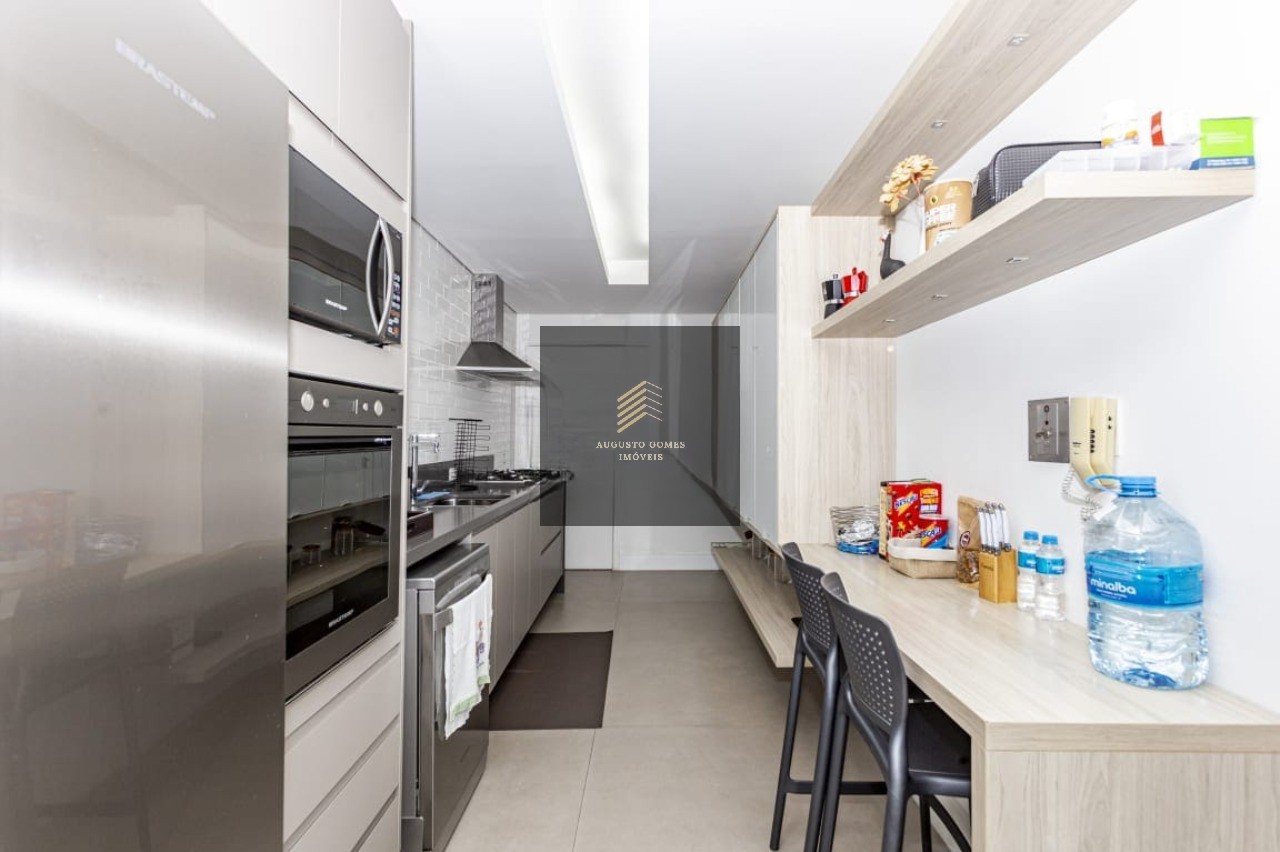 Apartamento à venda com 3 quartos, 156m² - Foto 6