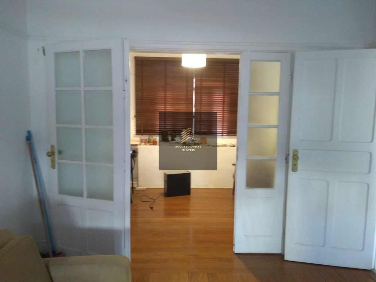 Casa à venda com 3 quartos, 90m² - Foto 13