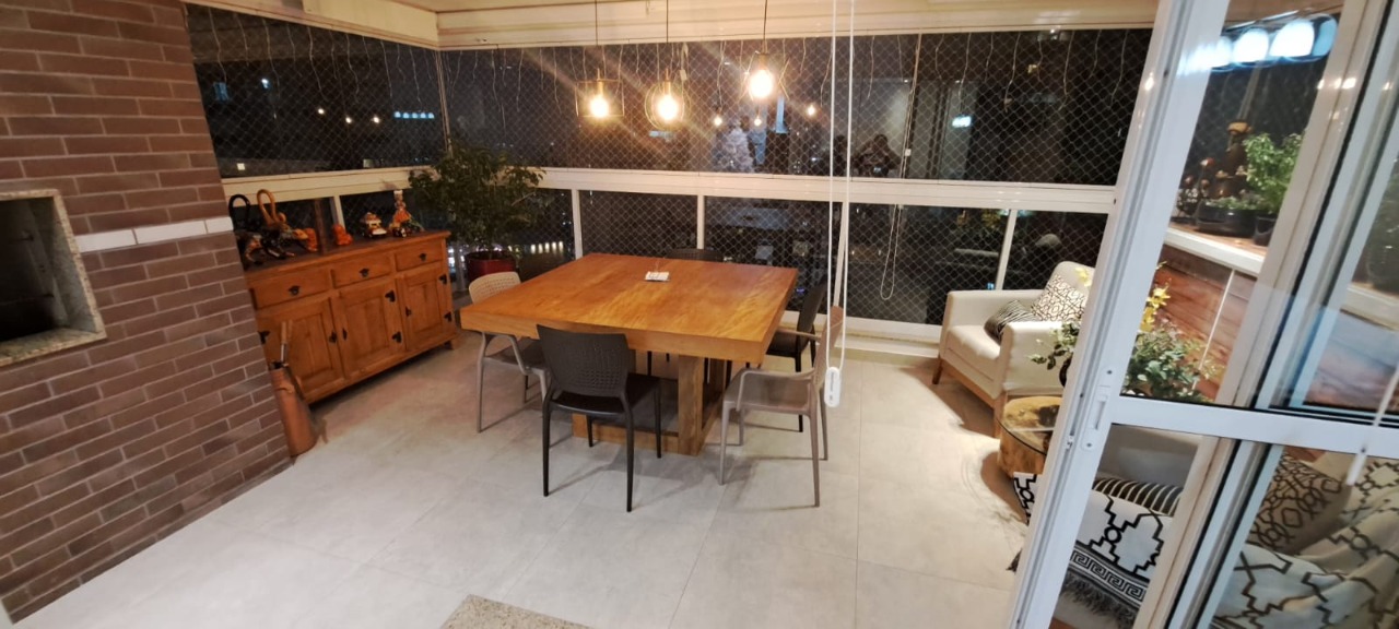 Apartamento à venda com 3 quartos, 141m² - Foto 4