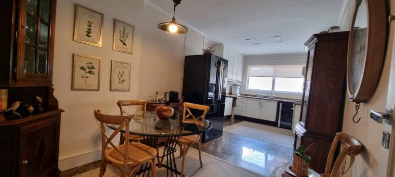 Apartamento à venda com 4 quartos, 225m² - Foto 3