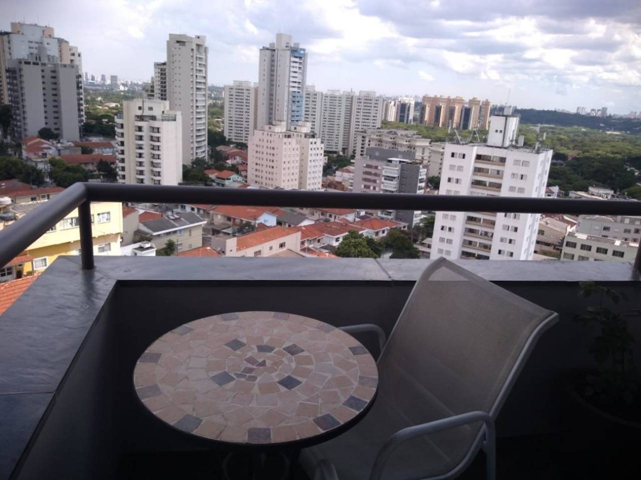 Apartamento à venda com 4 quartos, 130m² - Foto 1