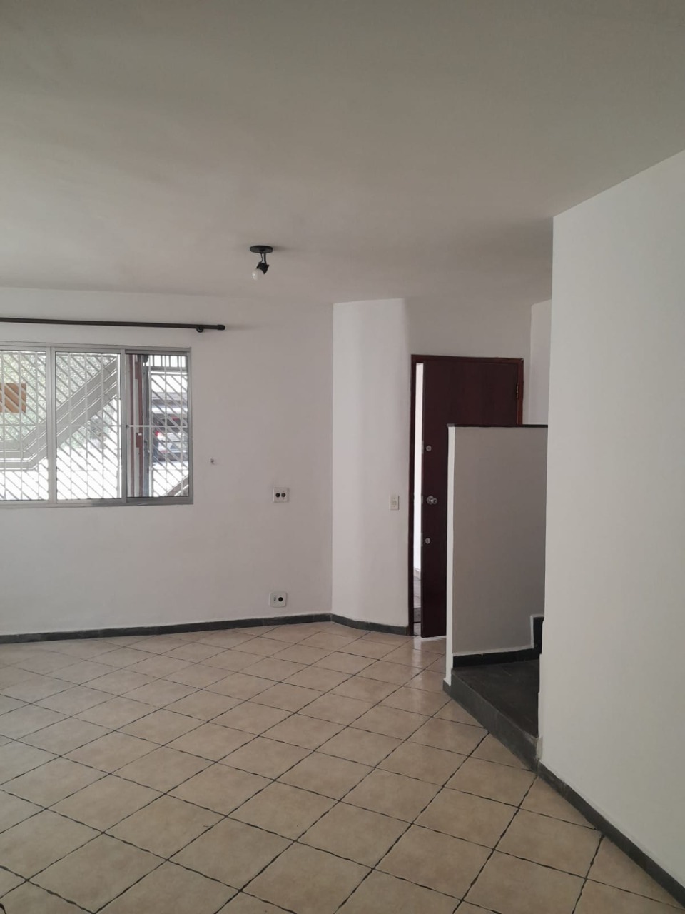 Casa à venda com 3 quartos, 95m² - Foto 4