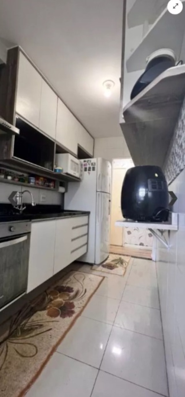 Apartamento à venda com 3 quartos, 76m² - Foto 2