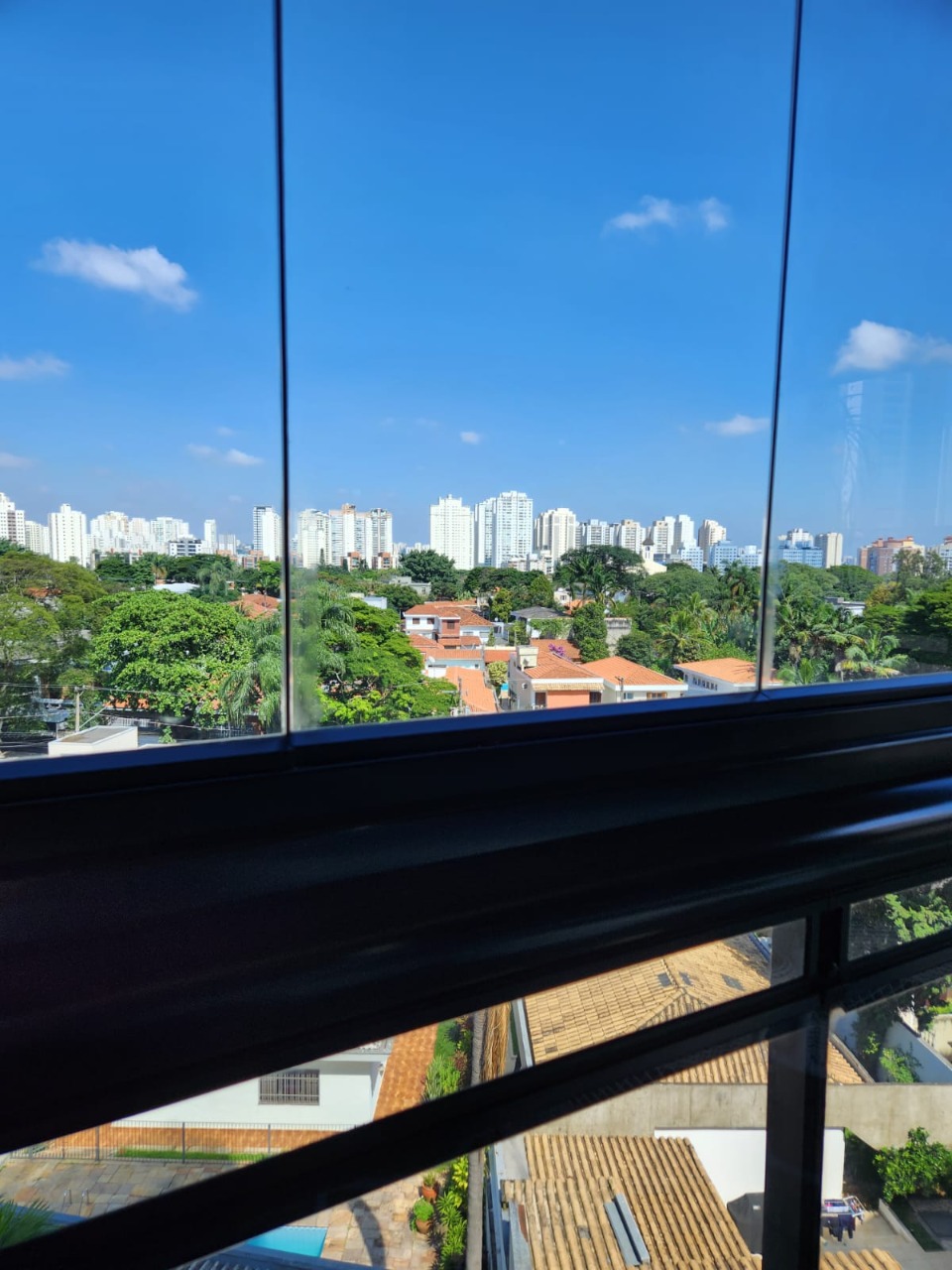 Apartamento à venda com 3 quartos, 246m² - Foto 2