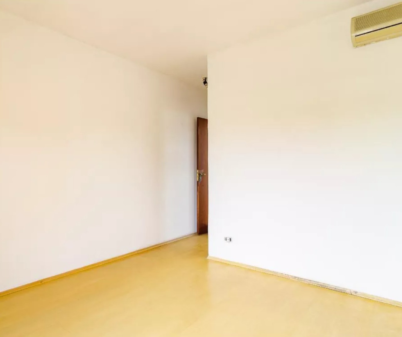 Casa à venda com 3 quartos, 158m² - Foto 11