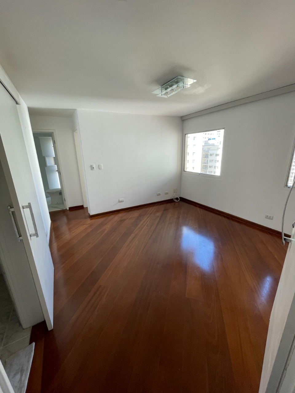 Apartamento à venda com 2 quartos, 54m² - Foto 1