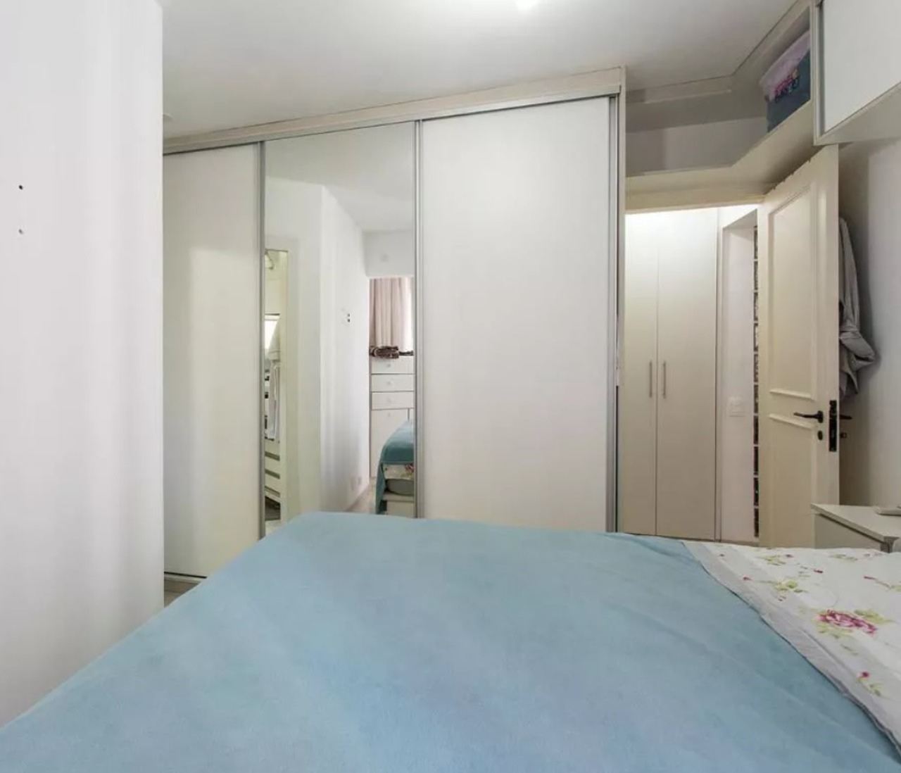 Apartamento à venda com 3 quartos, 105m² - Foto 9