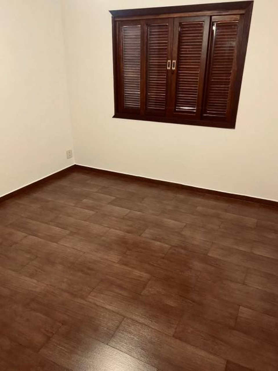 Casa à venda com 3 quartos, 200m² - Foto 4