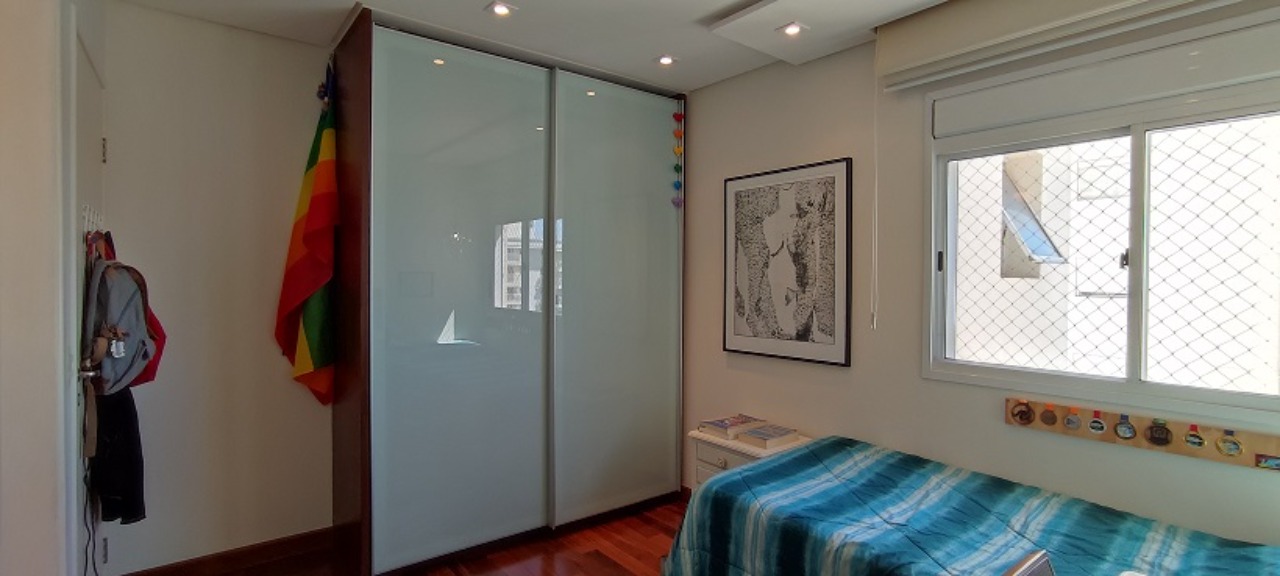 Apartamento à venda com 5 quartos, 151m² - Foto 17