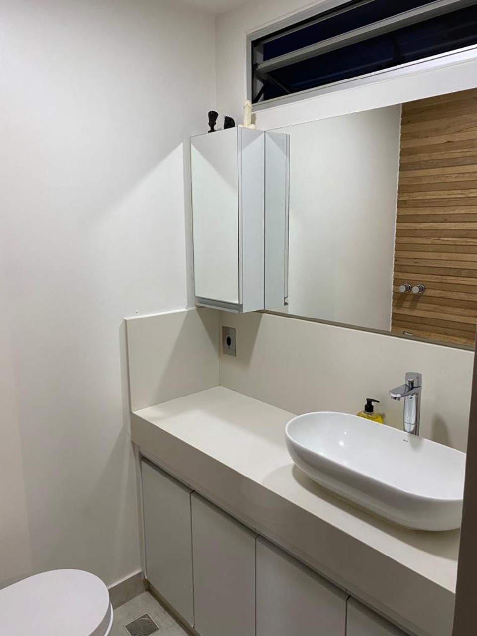 Apartamento à venda com 2 quartos, 74m² - Foto 3