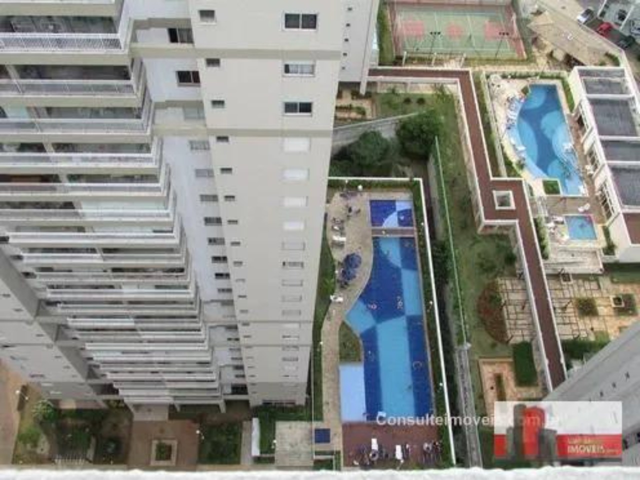 Apartamento à venda com 3 quartos, 132m² - Foto 1