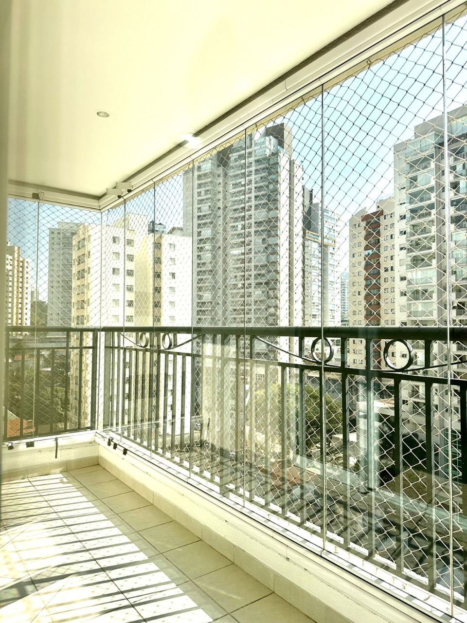 Apartamento à venda com 3 quartos, 104m² - Foto 1