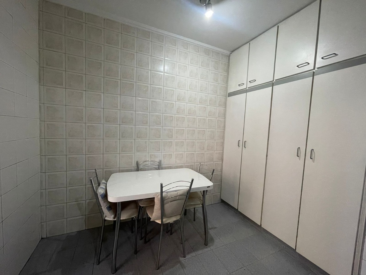 Apartamento à venda com 2 quartos, 90m² - Foto 8