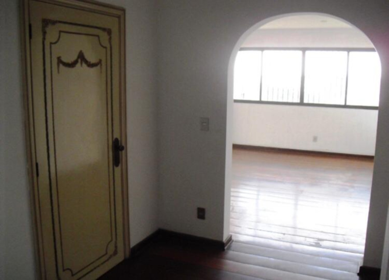 Apartamento à venda com 4 quartos, 340m² - Foto 6