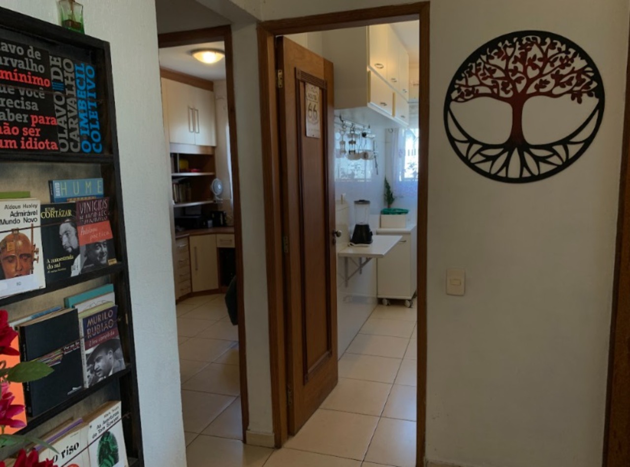 Apartamento à venda com 2 quartos, 75m² - Foto 28