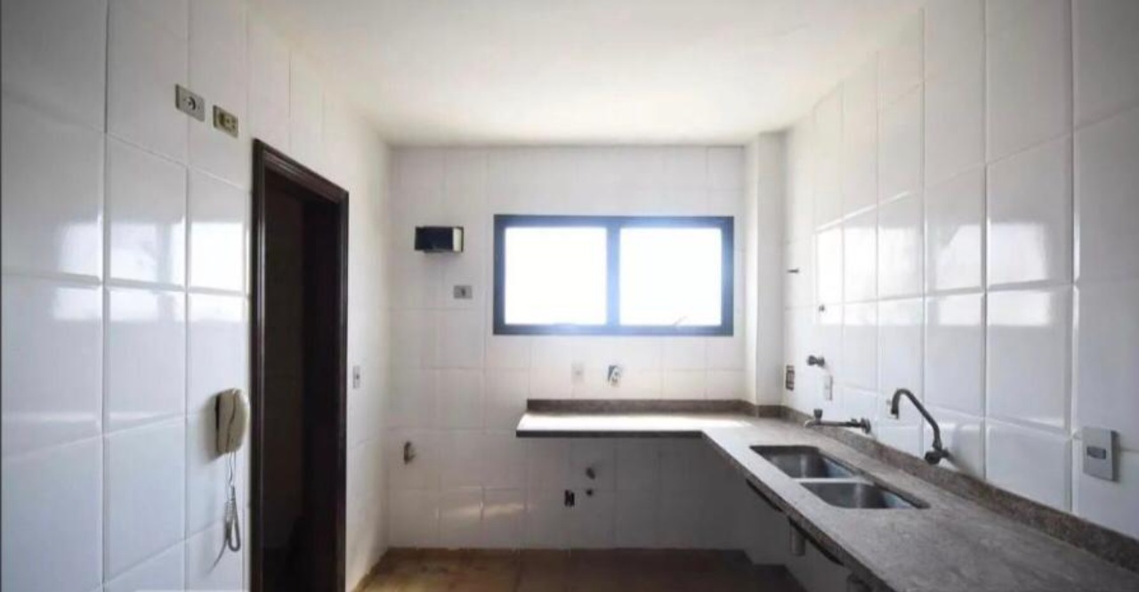 Apartamento à venda com 4 quartos, 340m² - Foto 13