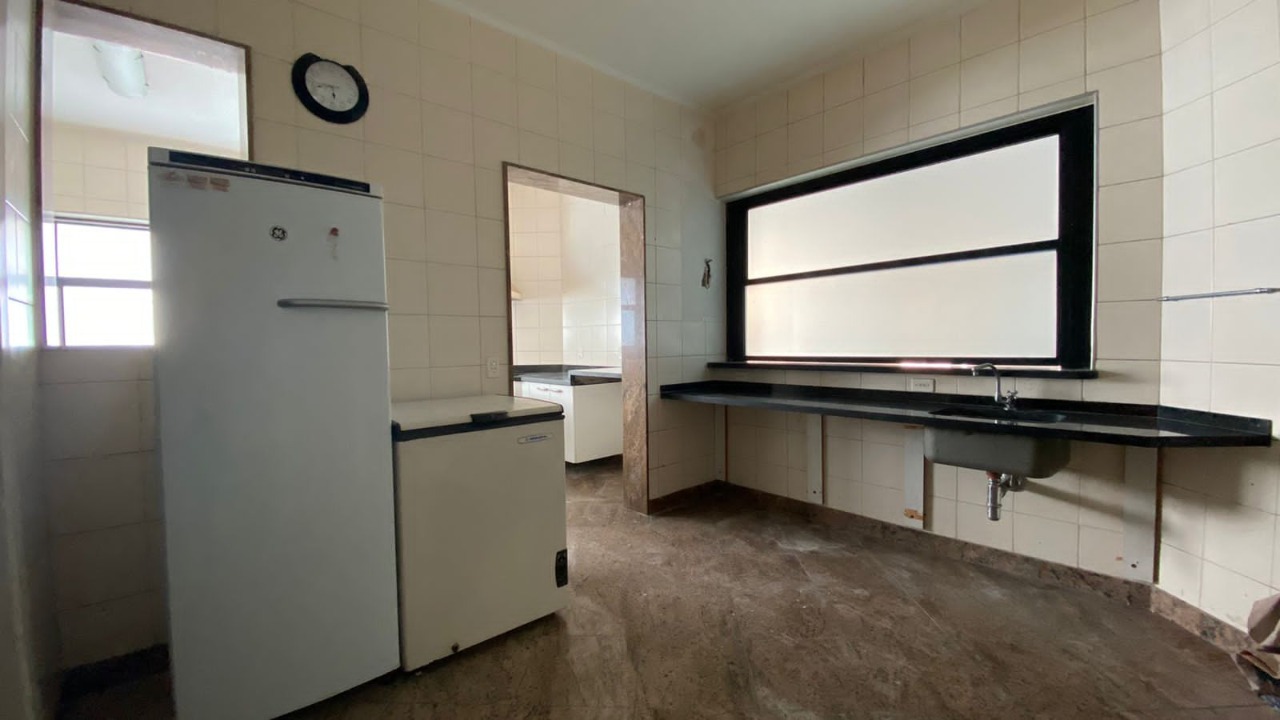 Apartamento à venda com 5 quartos, 601m² - Foto 18