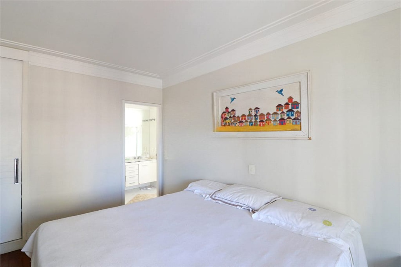 Apartamento à venda com 3 quartos, 170m² - Foto 8