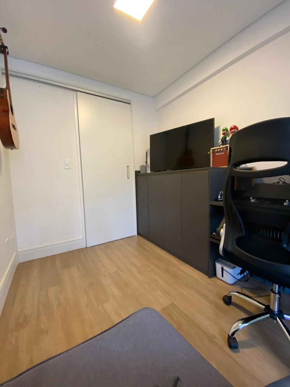 Apartamento à venda com 3 quartos, 87m² - Foto 2