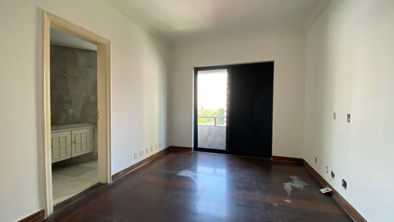 Apartamento à venda com 5 quartos, 601m² - Foto 13