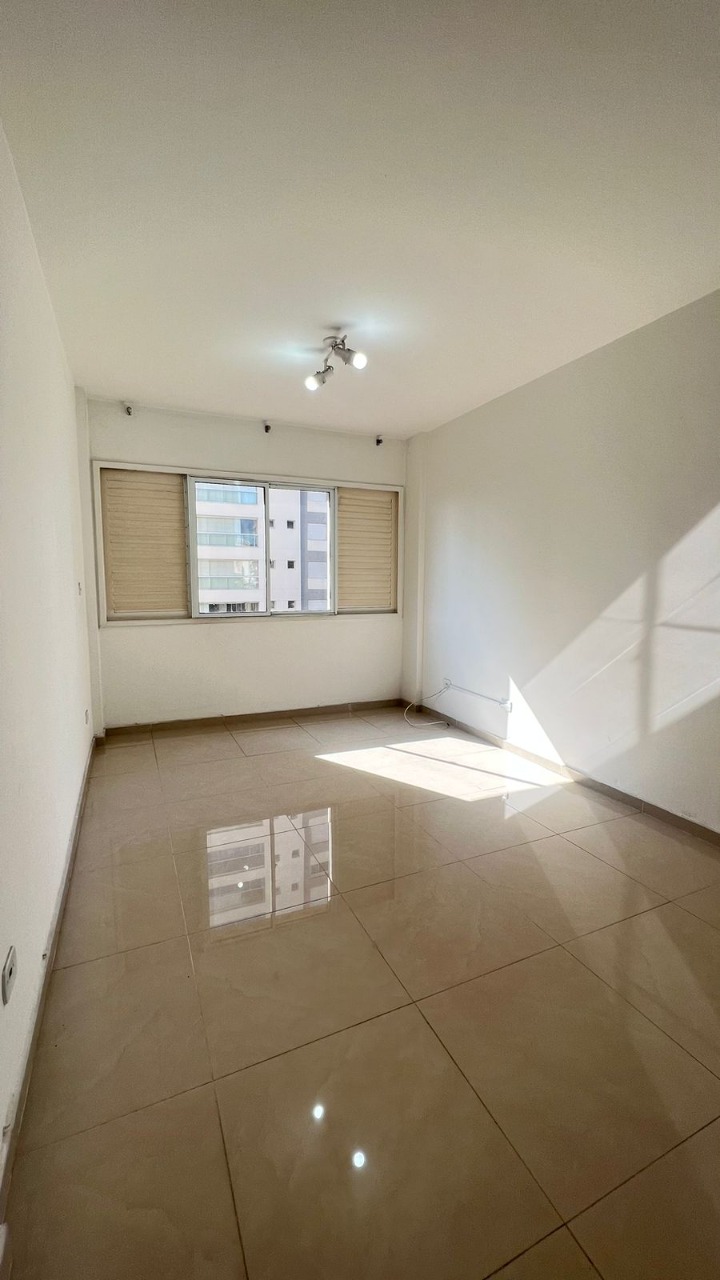 Apartamento à venda com 2 quartos, 78m² - Foto 11