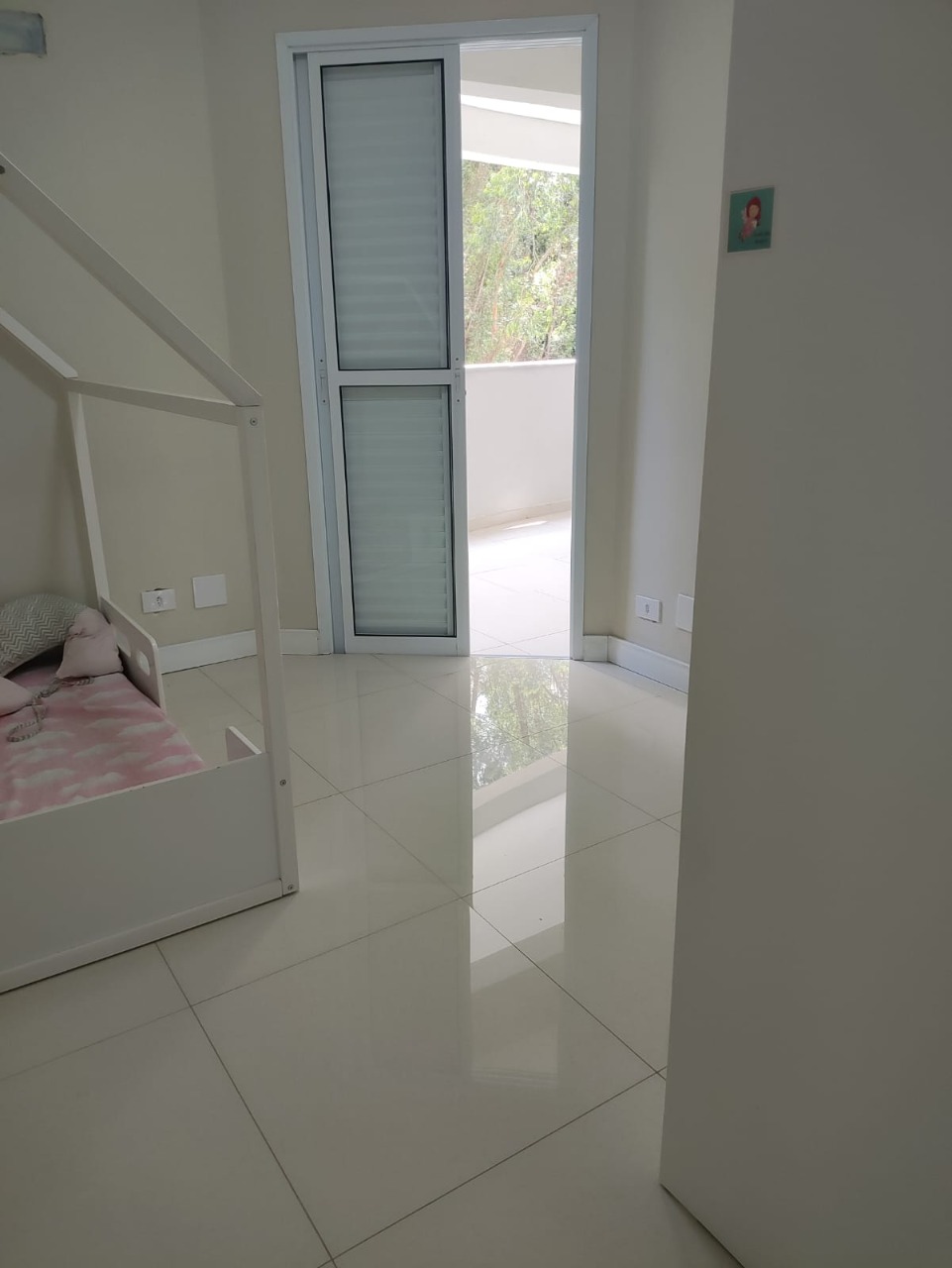 Apartamento à venda com 3 quartos, 85m² - Foto 4