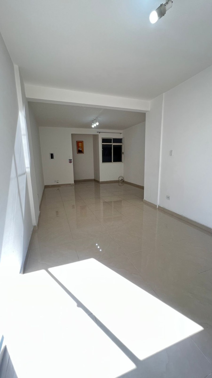 Apartamento à venda com 2 quartos, 78m² - Foto 18