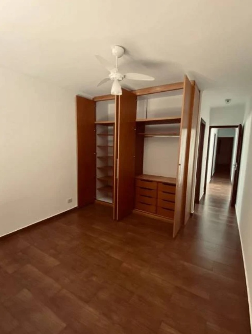 Casa à venda com 3 quartos, 200m² - Foto 15