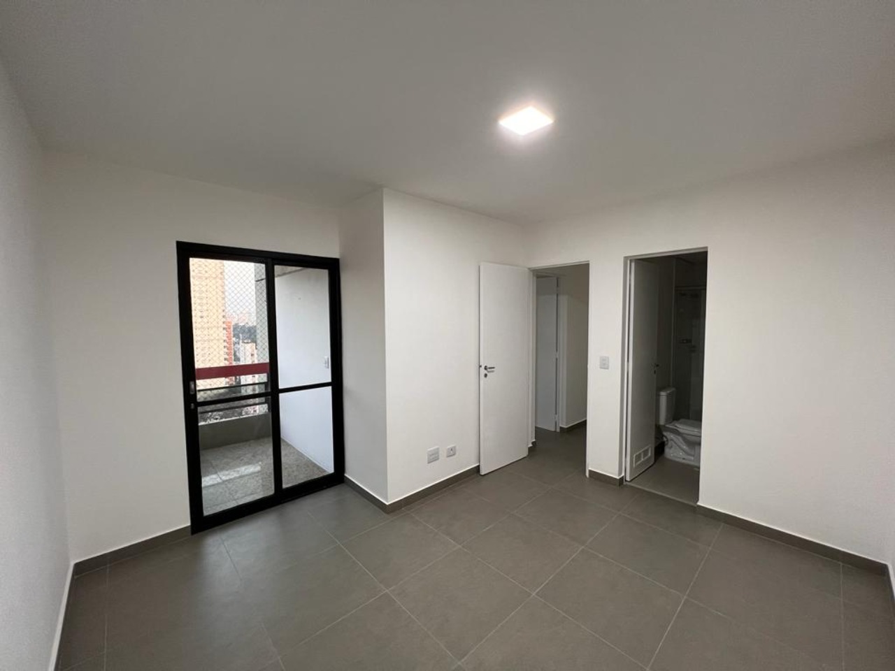 Apartamento à venda com 3 quartos, 110m² - Foto 4