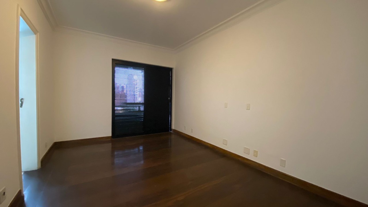 Apartamento à venda com 5 quartos, 601m² - Foto 26