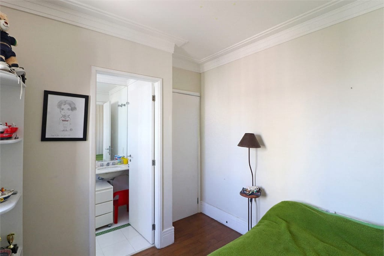 Apartamento à venda com 3 quartos, 170m² - Foto 16