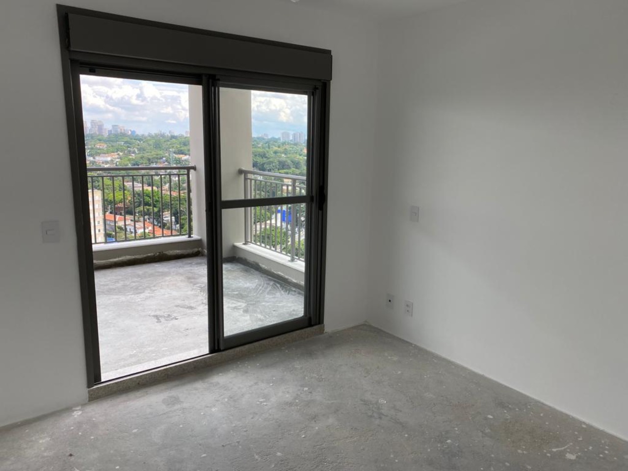 Apartamento à venda com 3 quartos, 266m² - Foto 4