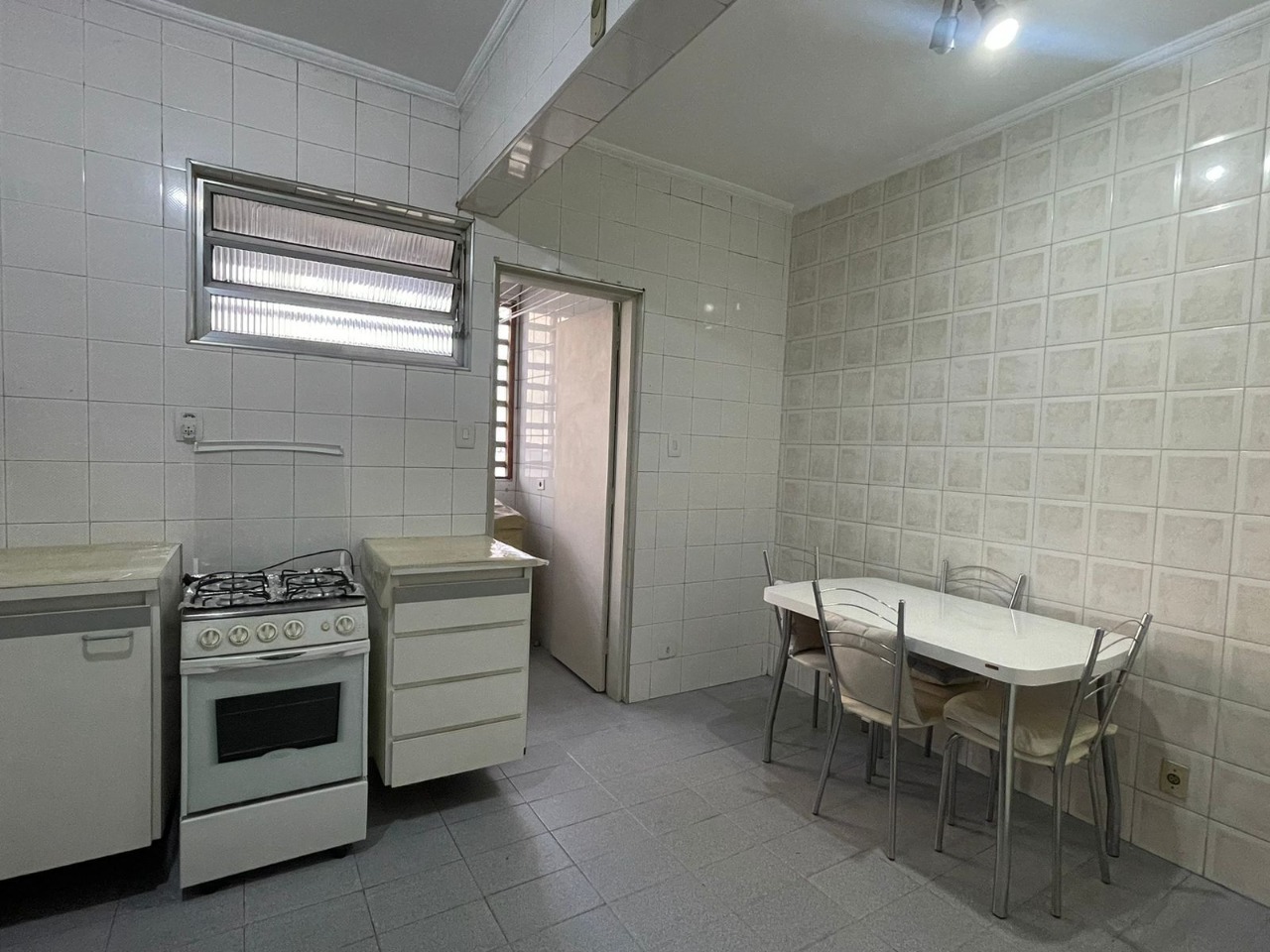 Apartamento à venda com 2 quartos, 90m² - Foto 10