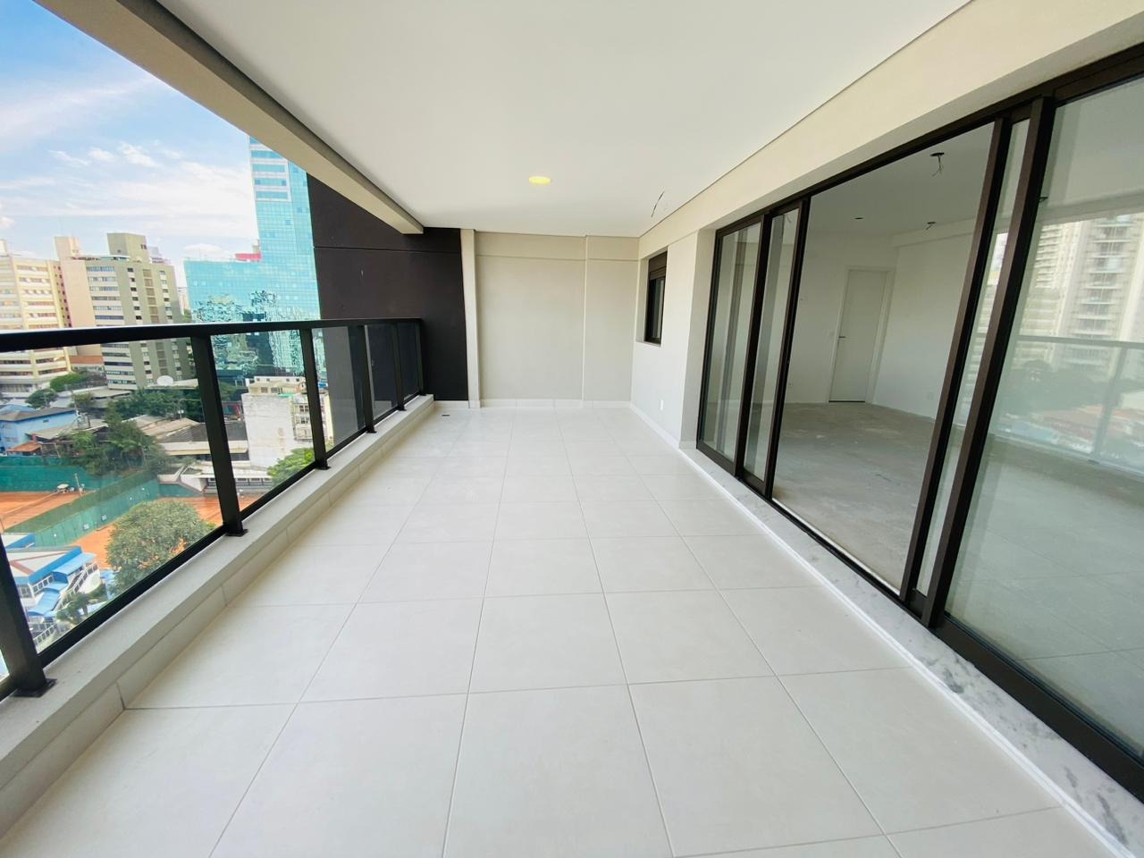 Apartamento à venda com 3 quartos, 158m² - Foto 15