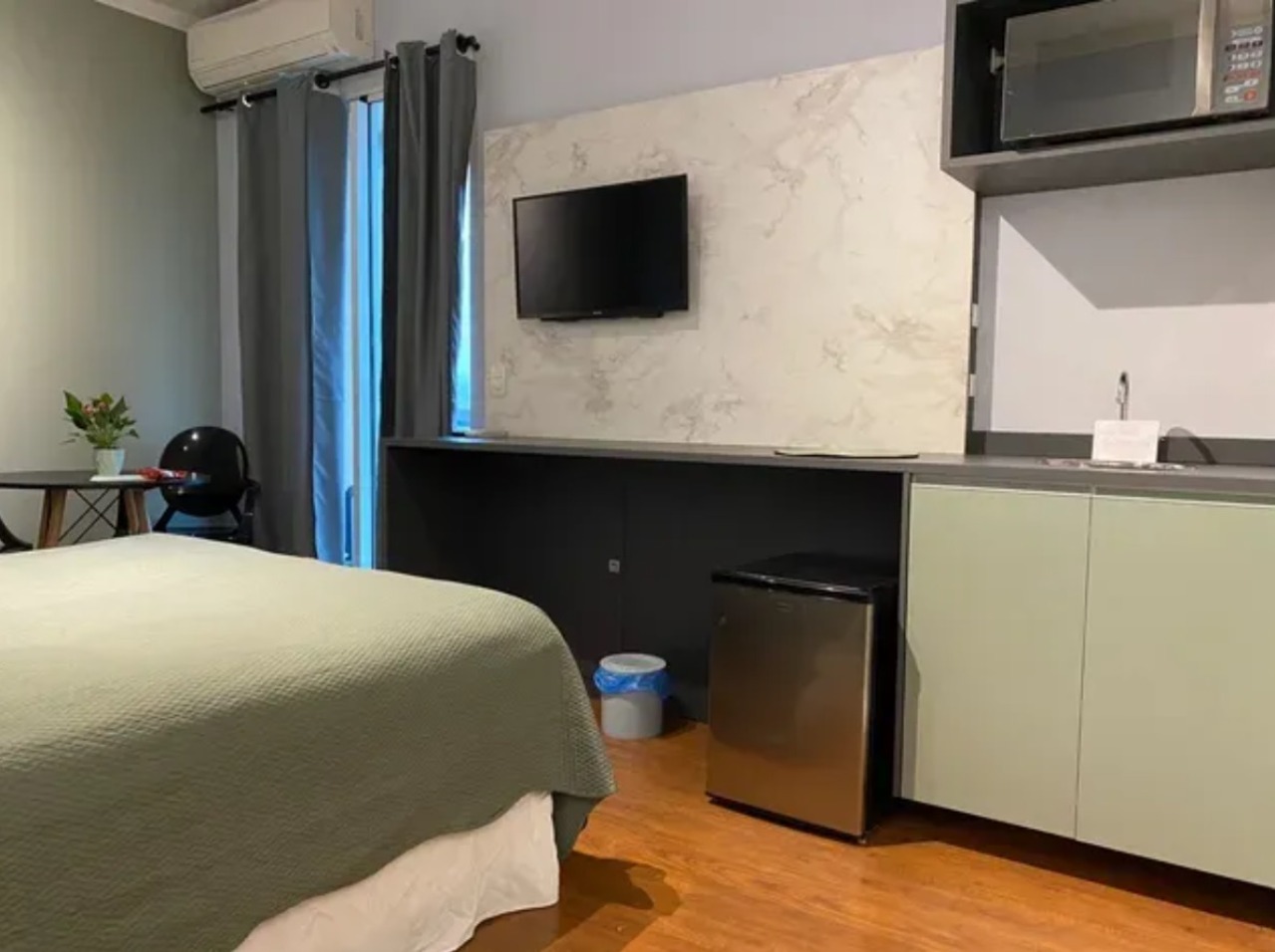 Apartamento à venda com 1 quarto, 29m² - Foto 1