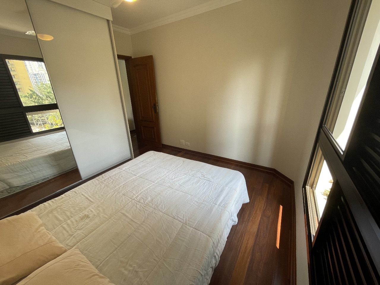 Apartamento à venda com 4 quartos, 177m² - Foto 27